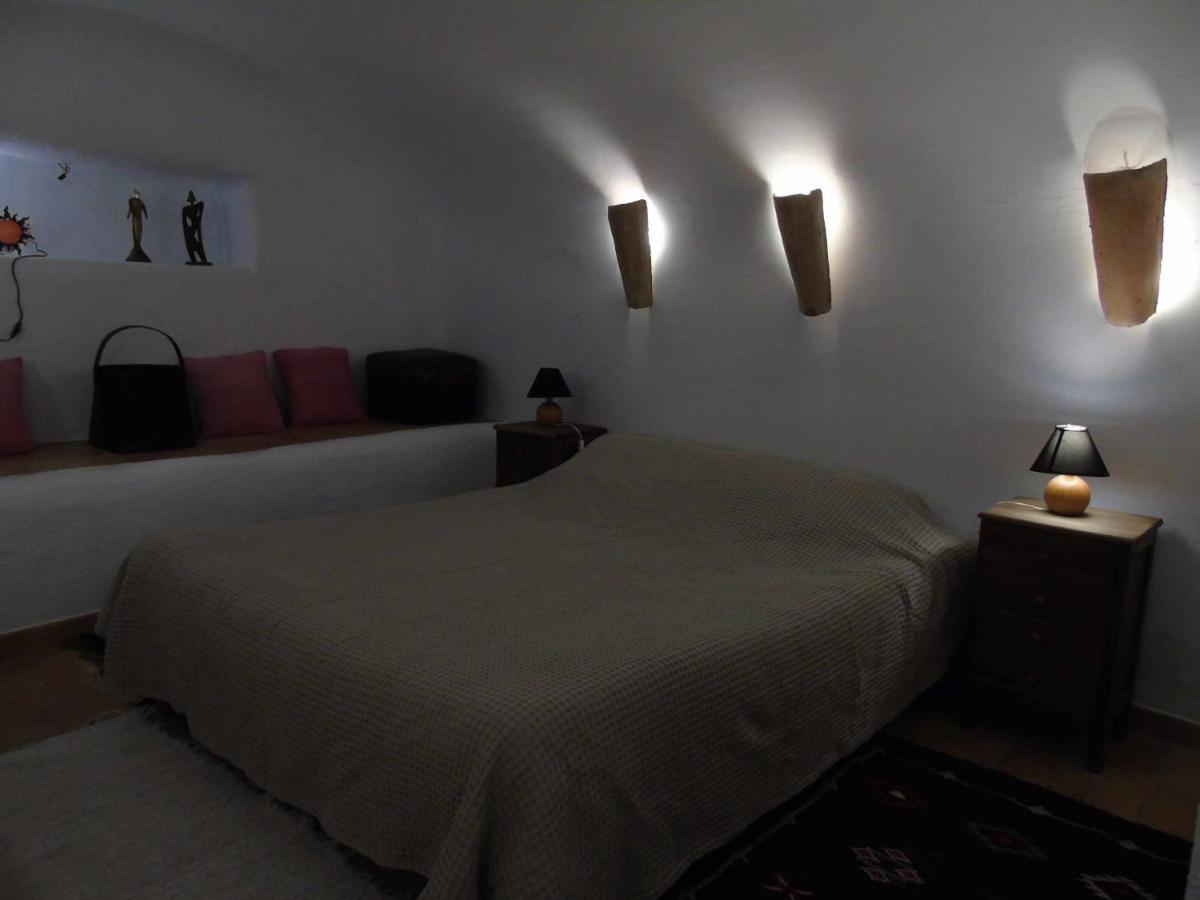 Cuevas Andalucia Guest House Baza Exterior foto