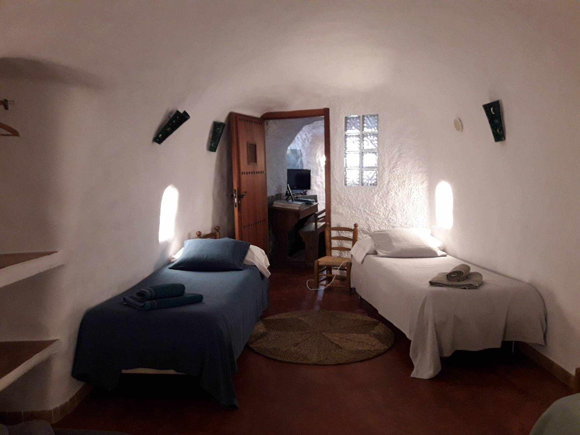 Cuevas Andalucia Guest House Baza Exterior foto